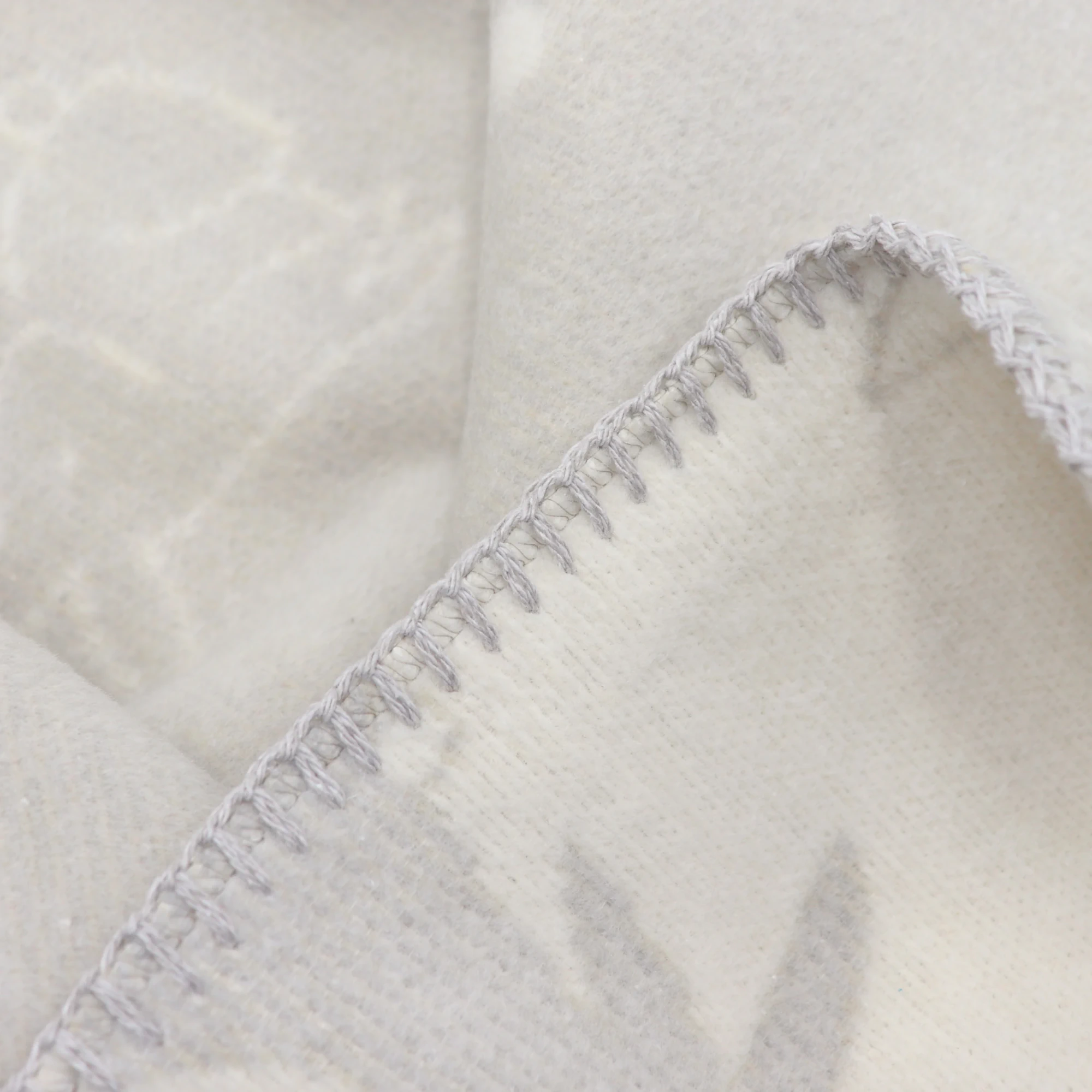 biederlack kinder kuscheldecke little rabbits detail