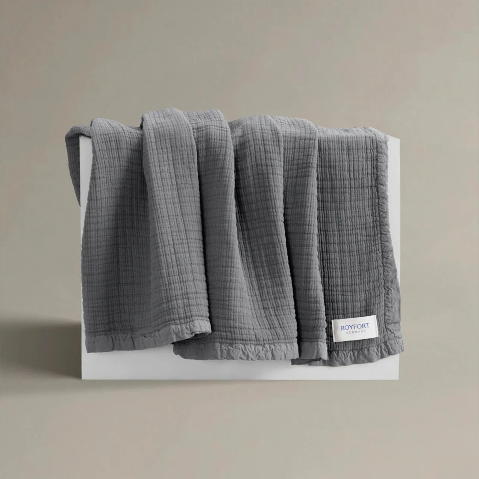 Royfort Throw MUSLIN Deep Grey
