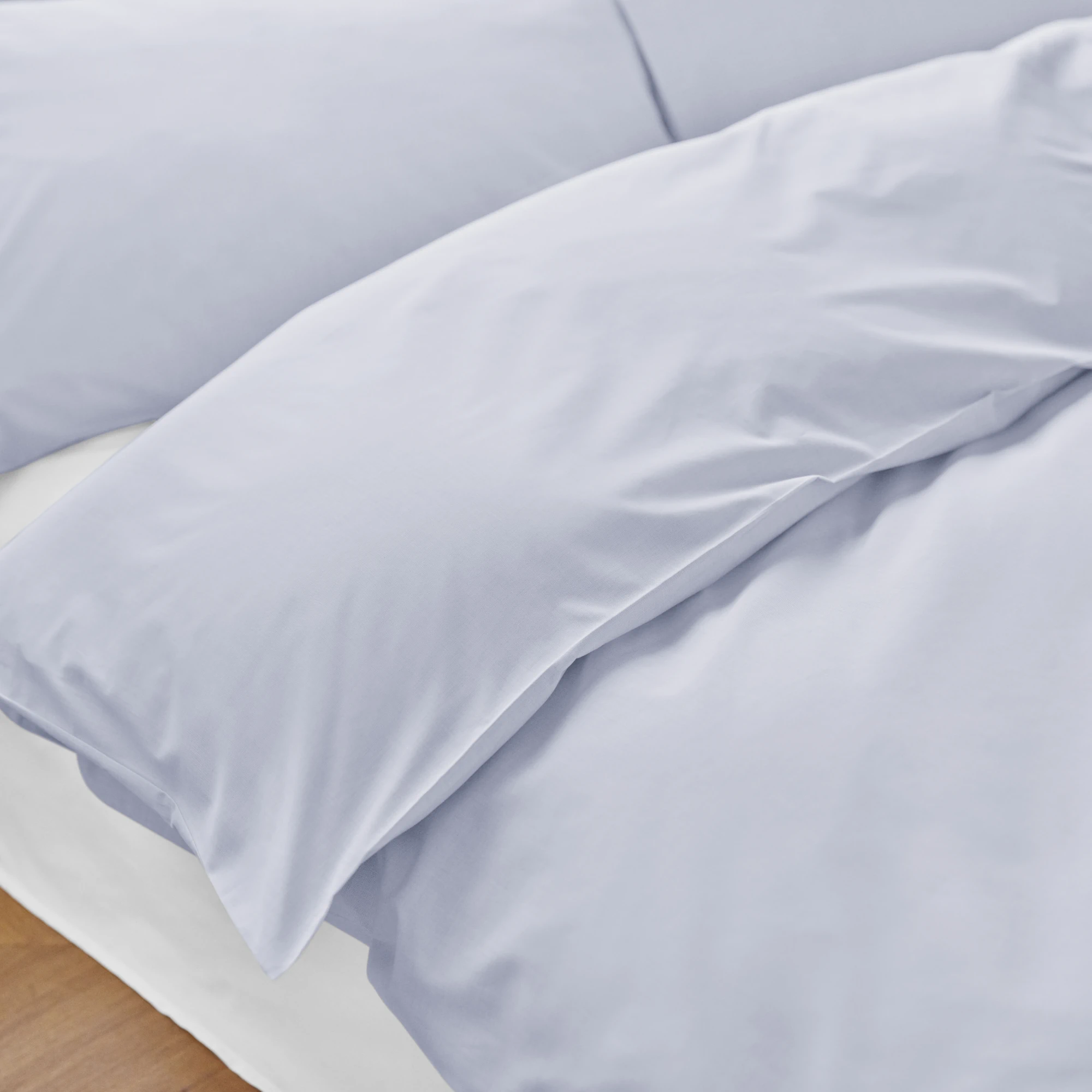 schlossberg bettwaesche samos popeline bleu detail 2