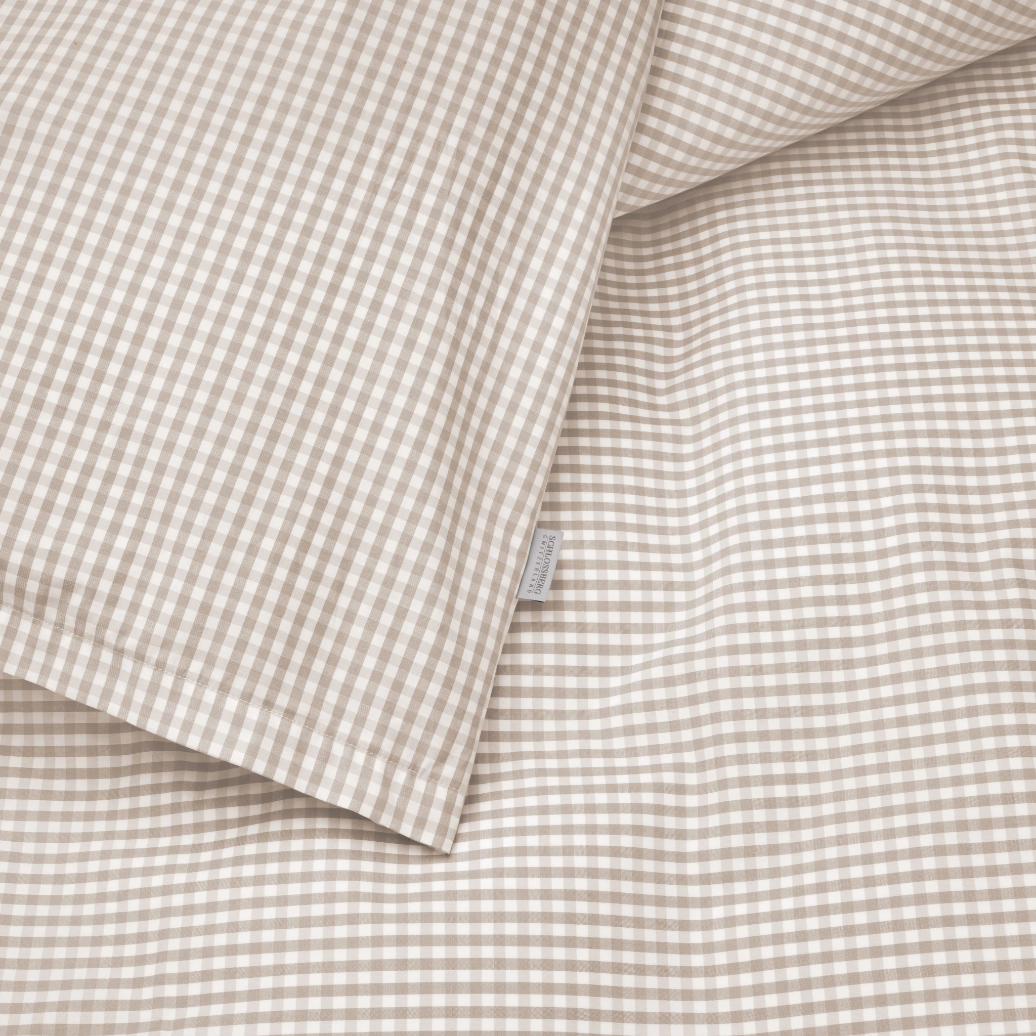 Schlossberg Bettwäsche ANDRIN Perkal Cozy Beige Produkt 2 Schlossberg Bettwäsche ANDRIN Perkal Cozy Beige 2