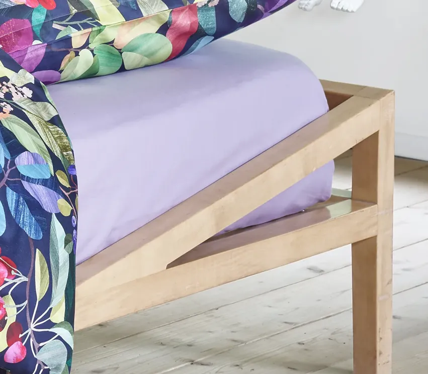 In the Schlossberg Fitted sheets Brand Shop category you will find the test-winner Jersey Royal Fitted sheets in over 50 colours Schlossberg Fitted sheets and Fitted sheets Brand Shop category
