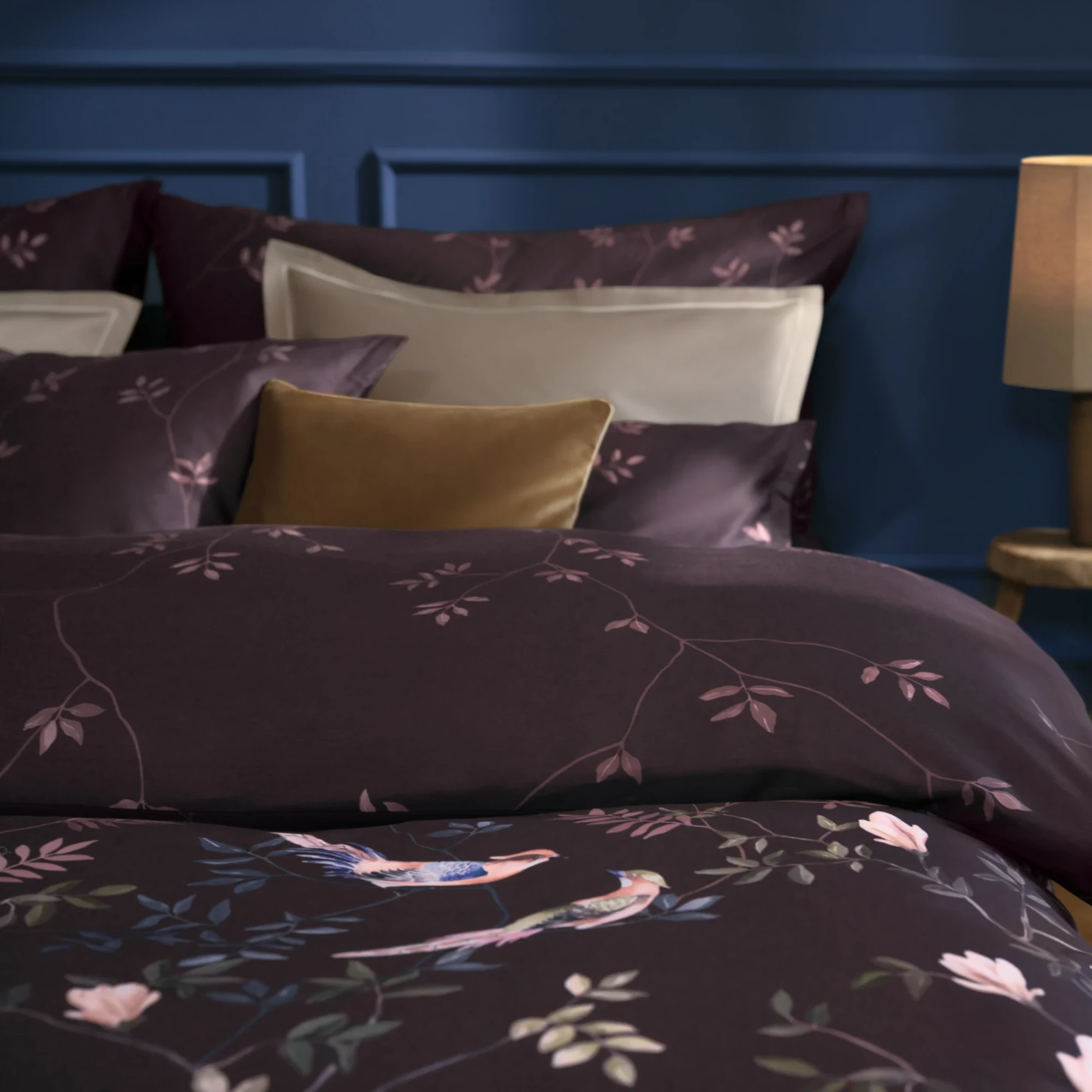Schlossberg Bettwäsche GAIA Satin Noblesse Aubergine Produkt 1 Schlossberg Bettwäsche GAIA Satin Noblesse Aubergine 1