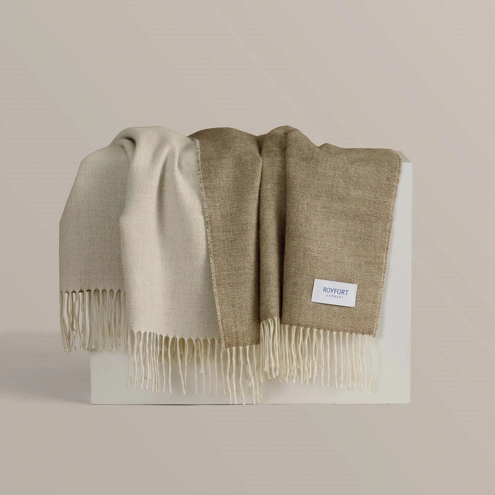 Royfort Plaid ALPAKA Taupe Produkt Royfort Plaid ALPAKA Taupe