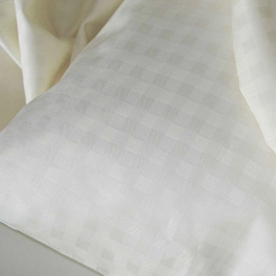 brennet Bettwäsche LEONA CLASSIC Vichy Damast Sekt Produktbild brennet Bettwäsche LEONA CLASSIC Vichy Damast Sekt